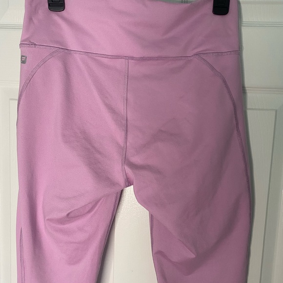Fabletics leggings - Picture 2 of 3